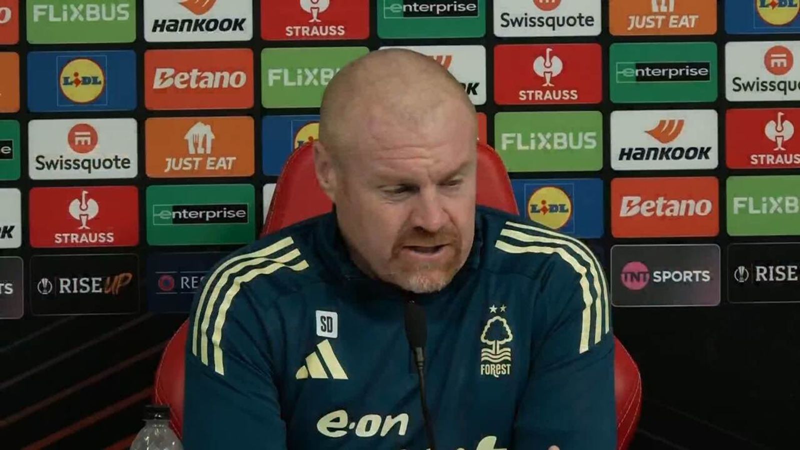 'I thanked the players' | Dyche delighted with first win as Forest boss