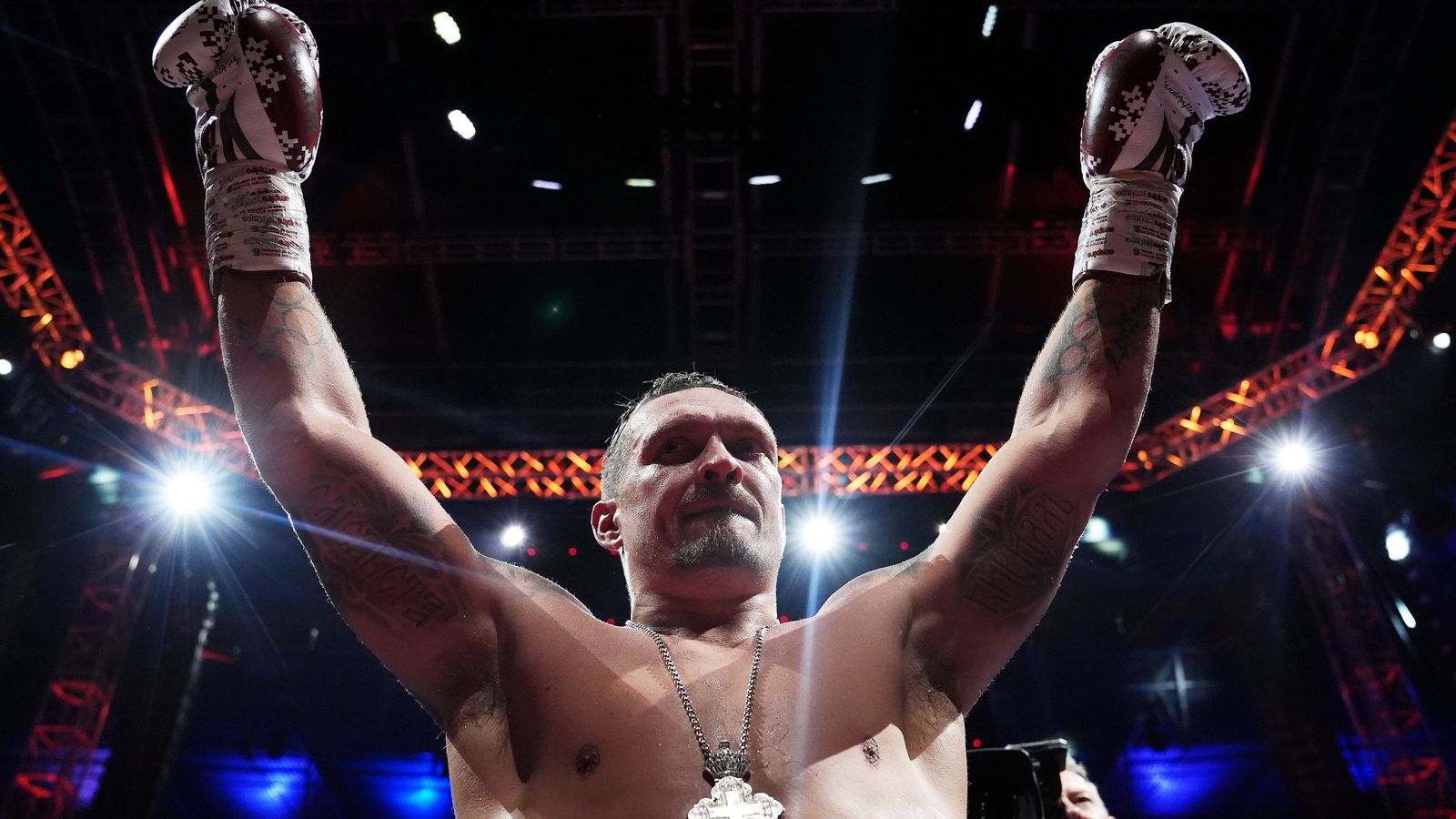 Oleksandr Usyk needs Joseph Parker for ‘perfect resume,’ says promoter David Higgins | Boxing News