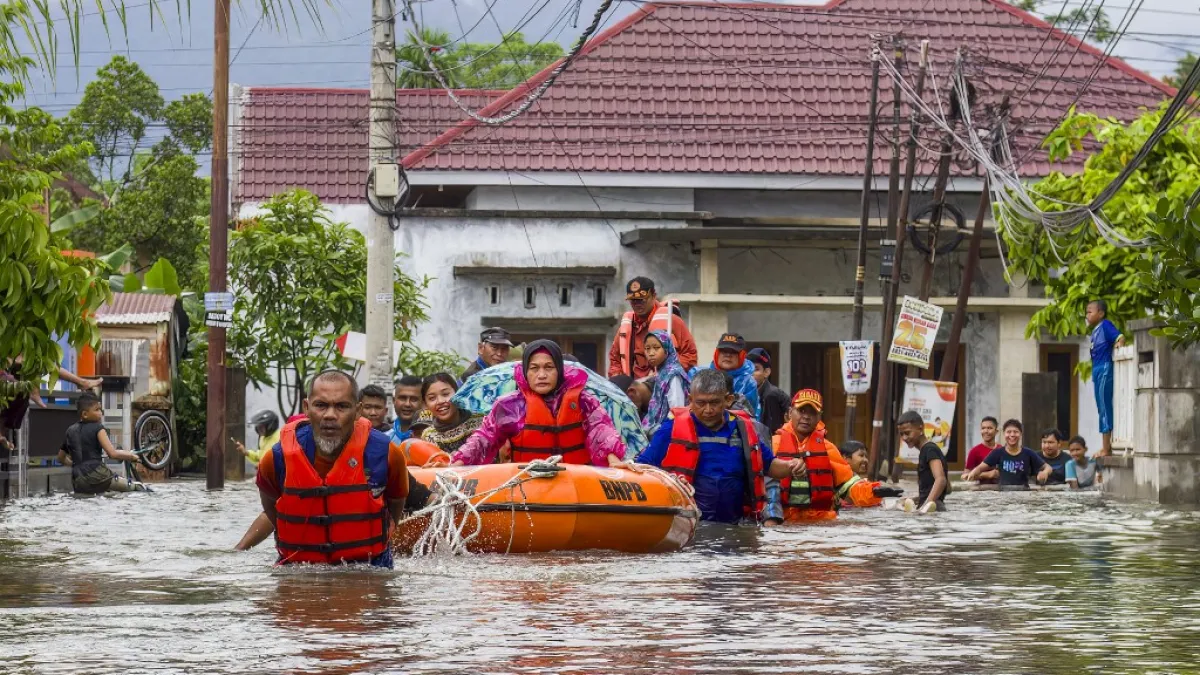 At least 10 people killed in Indonesia floods, landslides | Climate News