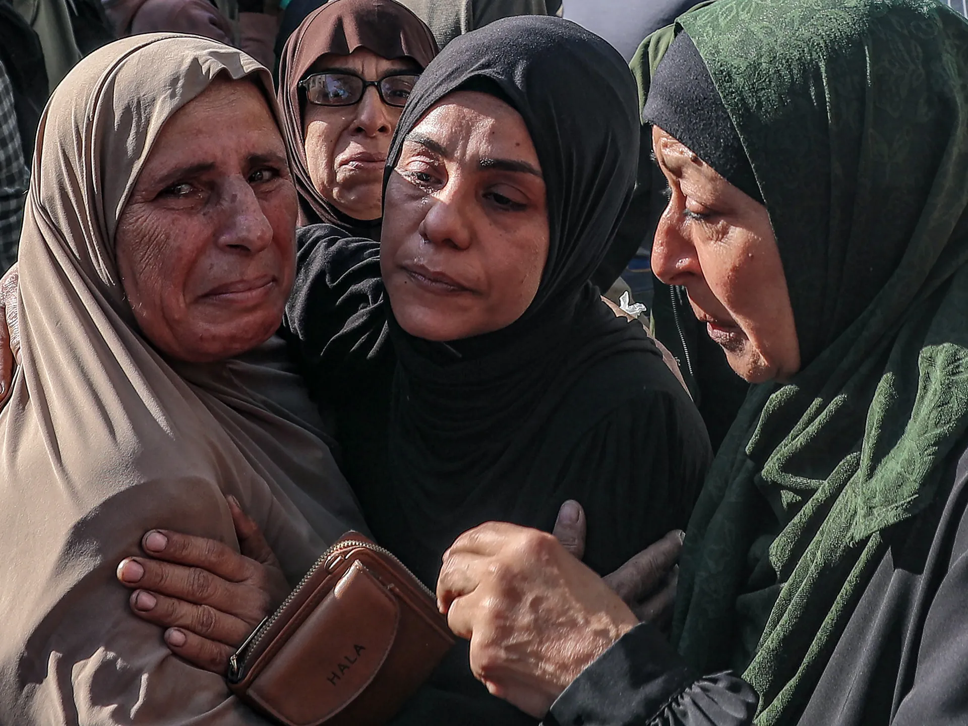 Israel kills four Palestinians in Gaza; fighters recover body of captive | Gaza News