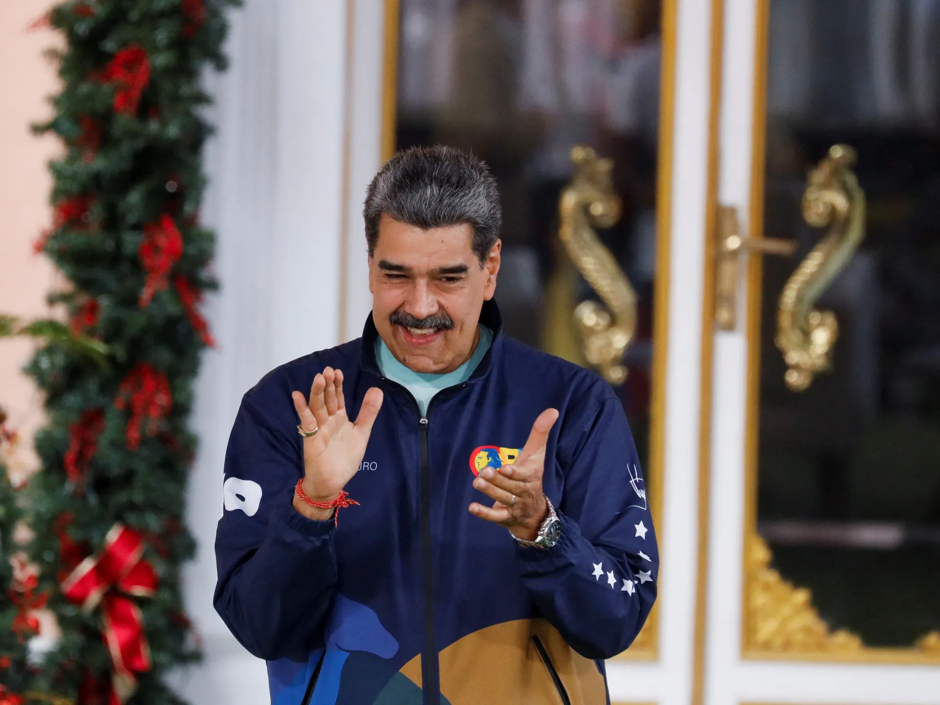 Airlines cancel Venezuela flights amid US warnings and military buildup | Politics News