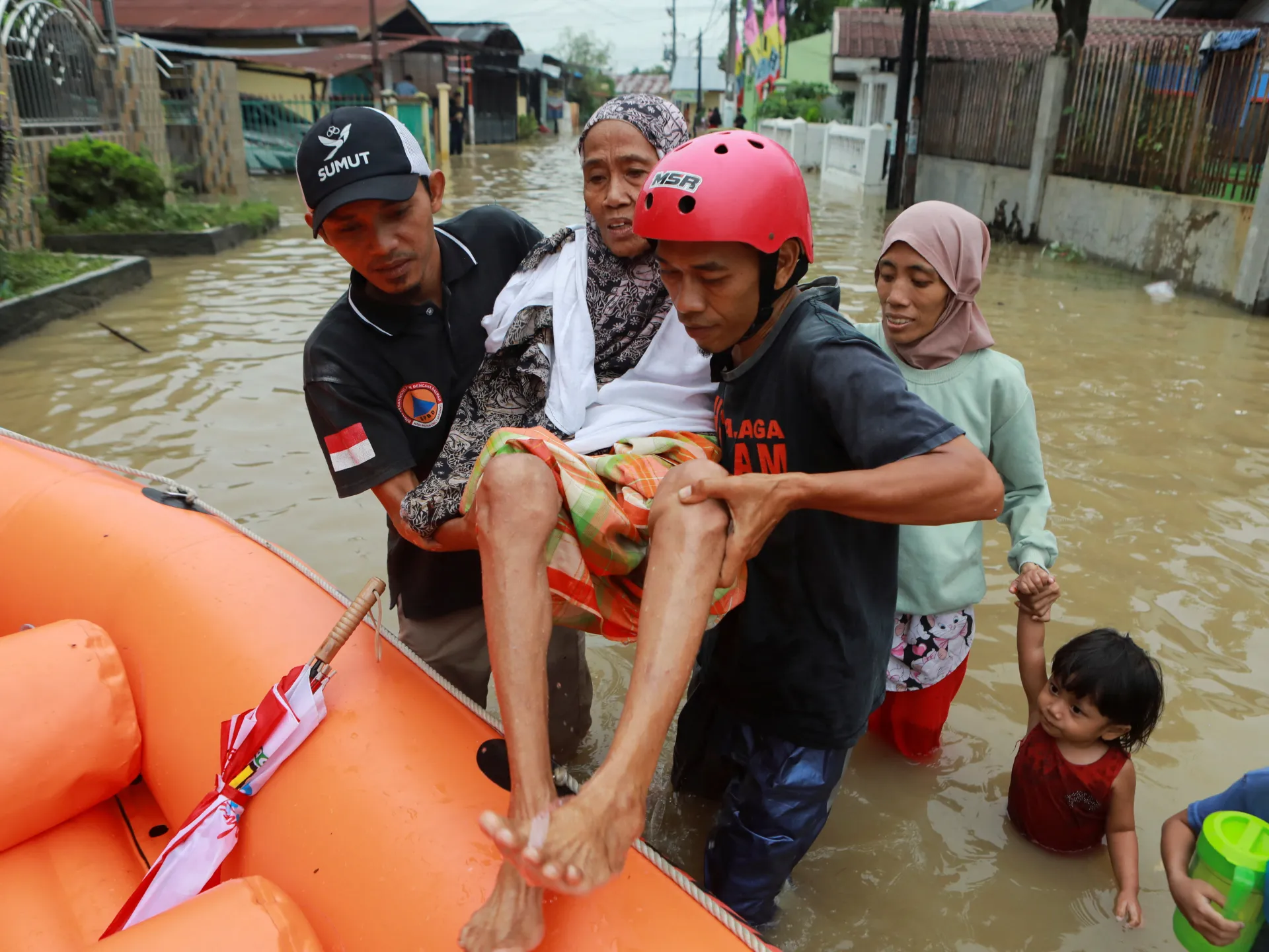 Flood deaths rise to 174 in Indonesia, surge across Southeast Asia | Weather News