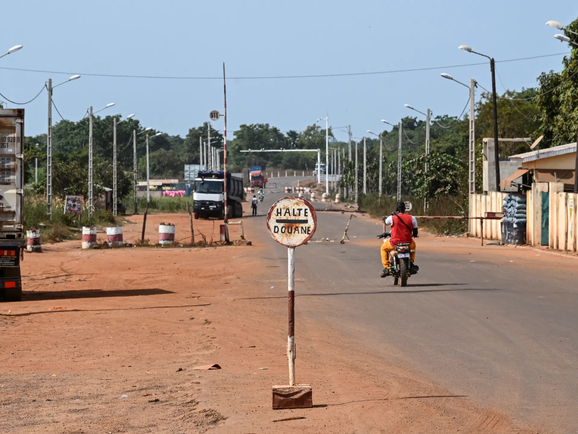 Ivory Coast boosts border defence due to ‘unusual flow’ of Malian refugees | Migration News