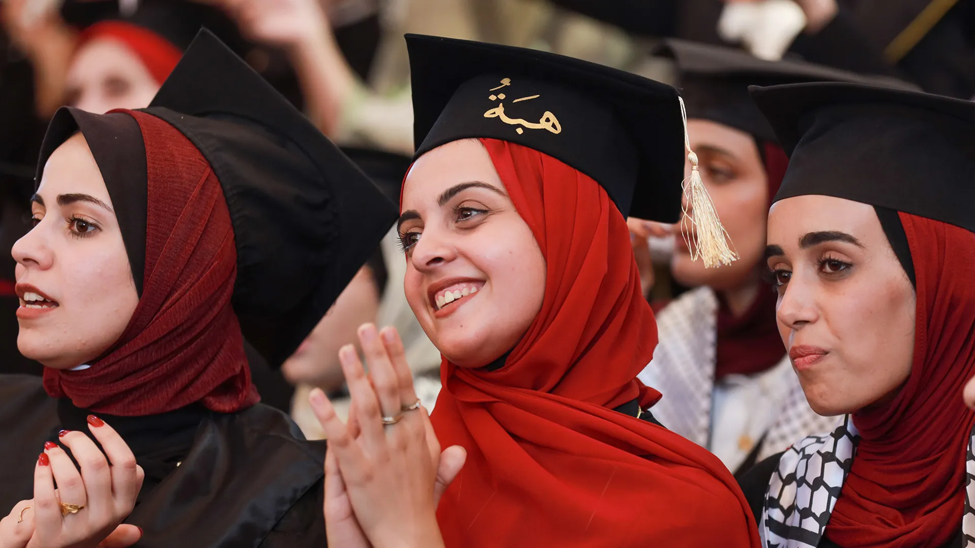 Gaza university students become first class to graduate since war | Gaza