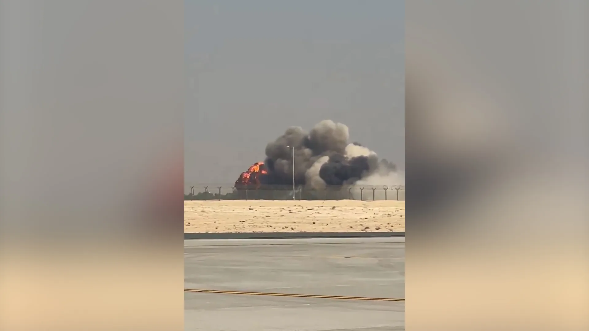 Pilot killed as fighter jet crashes at Dubai Airshow | Newsfeed