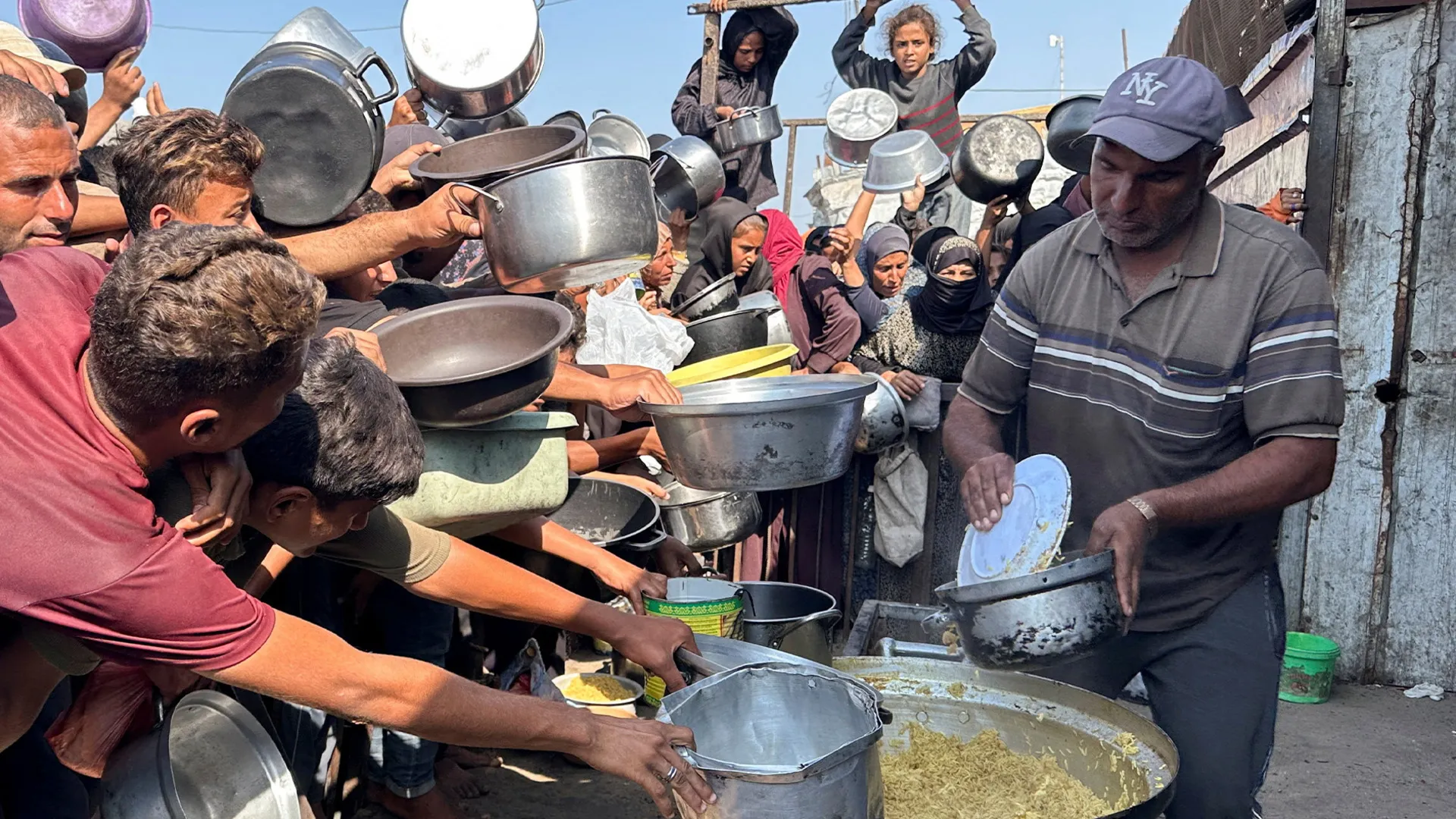 Hunger stalks Gaza as UN demands Israel let in more aid | United Nations