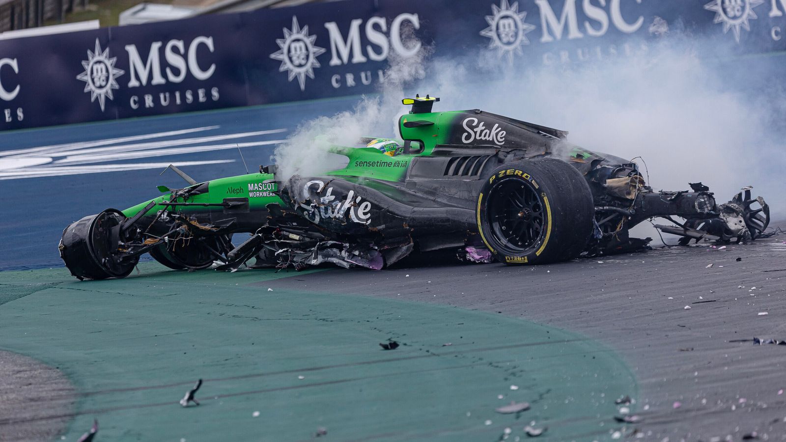 Bortoleto reveals minor leg pain after huge Brazil crash