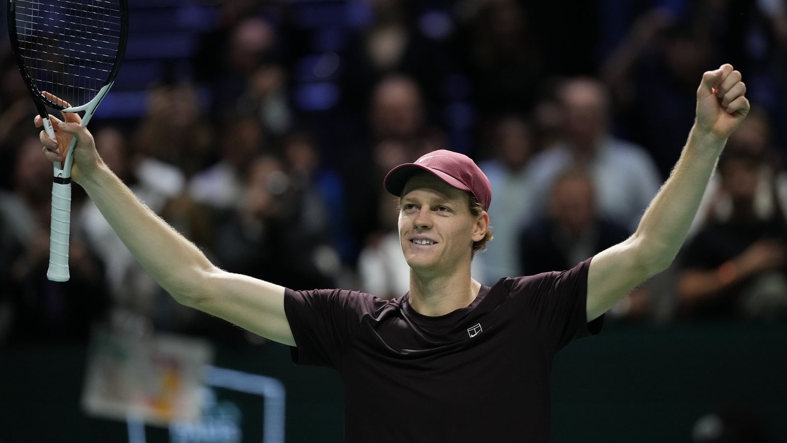 Paris Masters: Jannik Sinner beats Felix Auger-Aliassime to claim title and regain world No 1 ranking | Tennis News