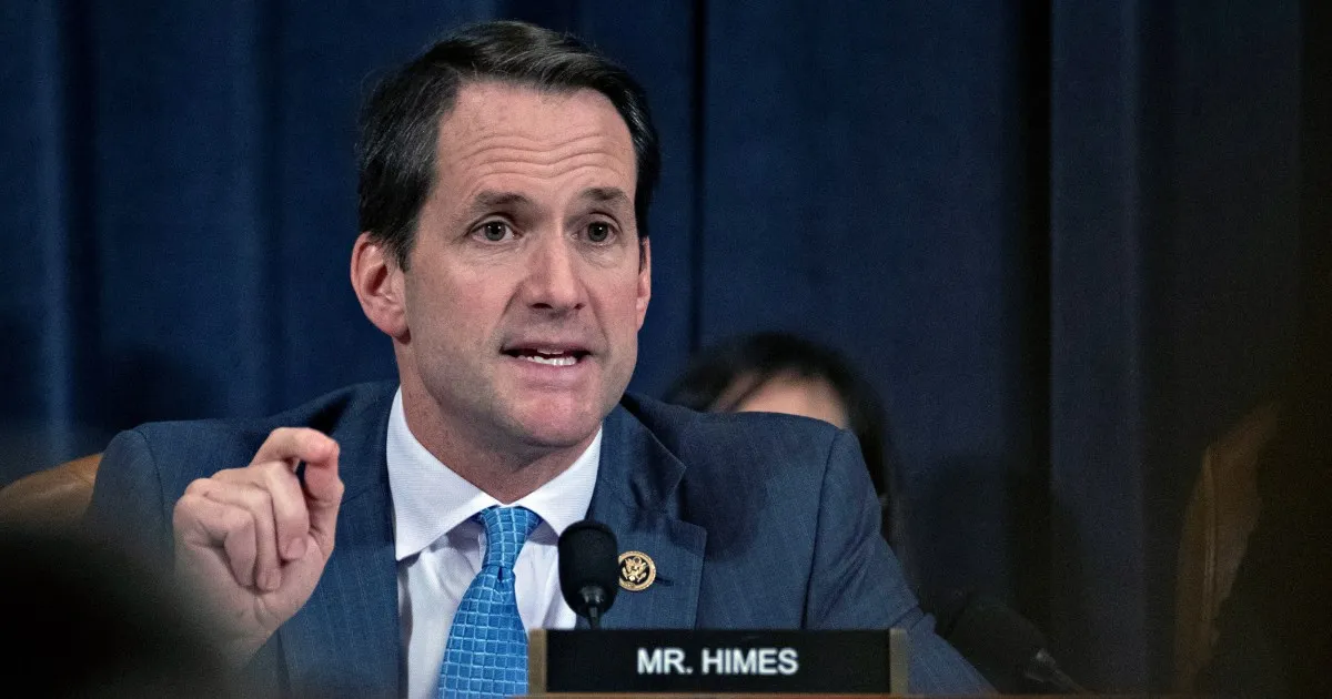 US lawmakers urge release of video of double-tap boat strike in Caribbean | Military News