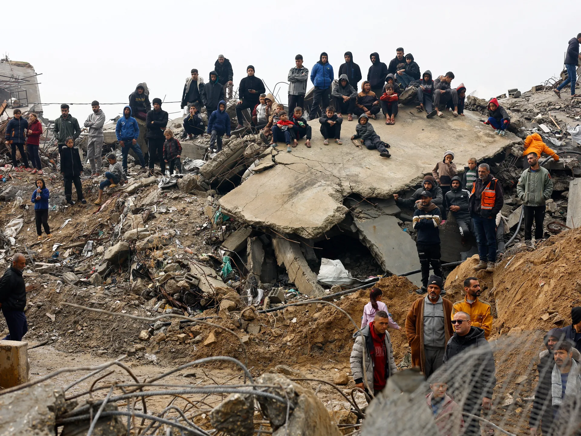 Israel and Hamas trade blame over delay of second phase of Gaza ceasefire | Israel-Palestine conflict News