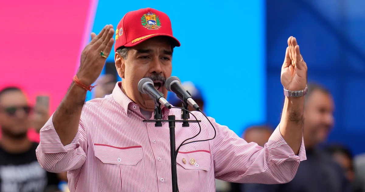 Venezuela’s Maduro confirms ‘cordial’ call with Trump amid tensions with US | Politics News