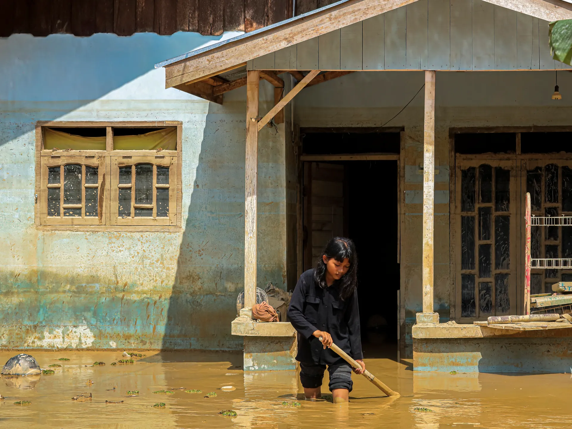 Heavy rains hamper recovery as death toll from floods in Asia exceeds 1,750 | Climate Crisis News