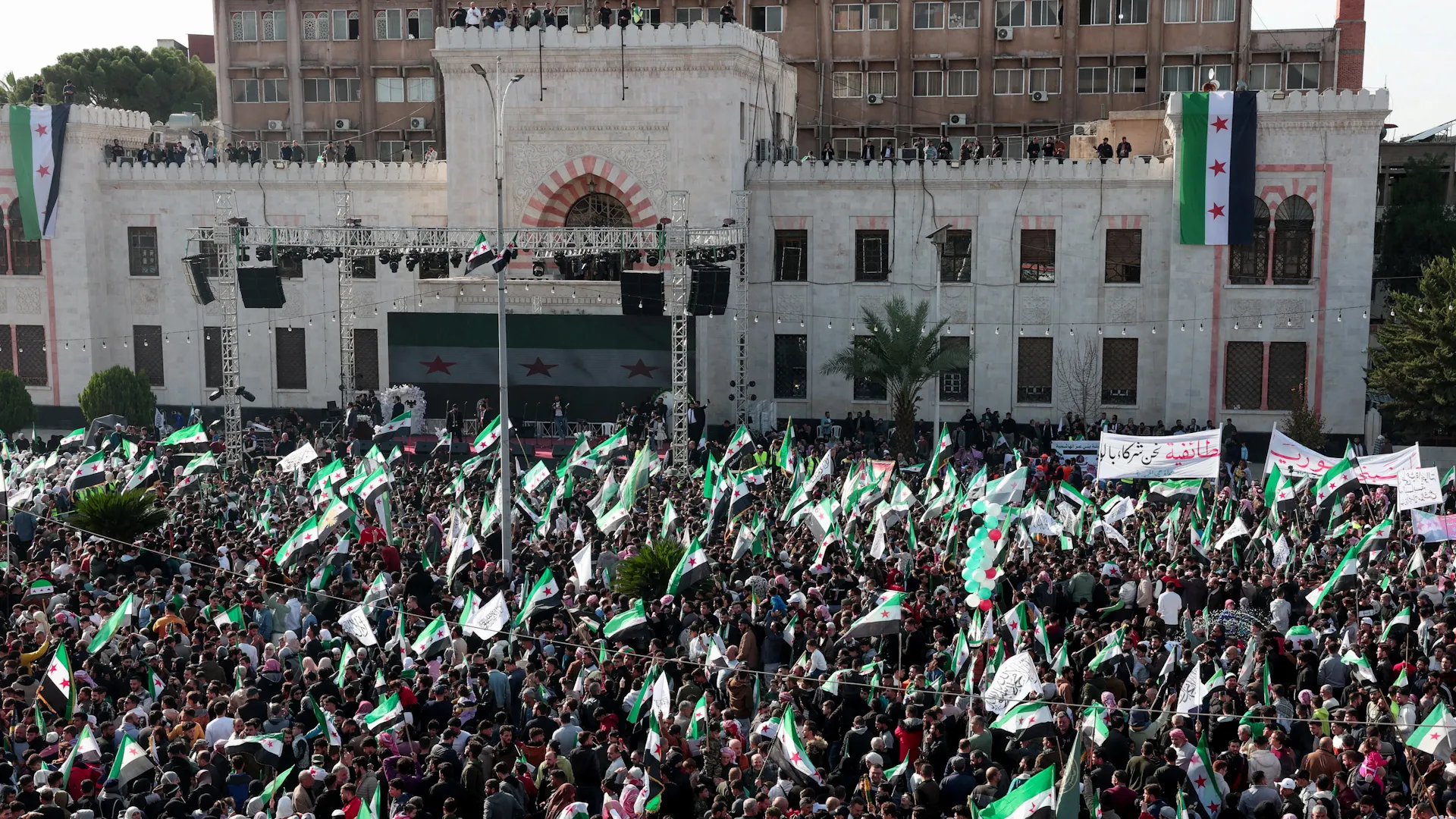 Crowds gather in Hama, Syria, to celebrate one year of liberation | Newsfeed