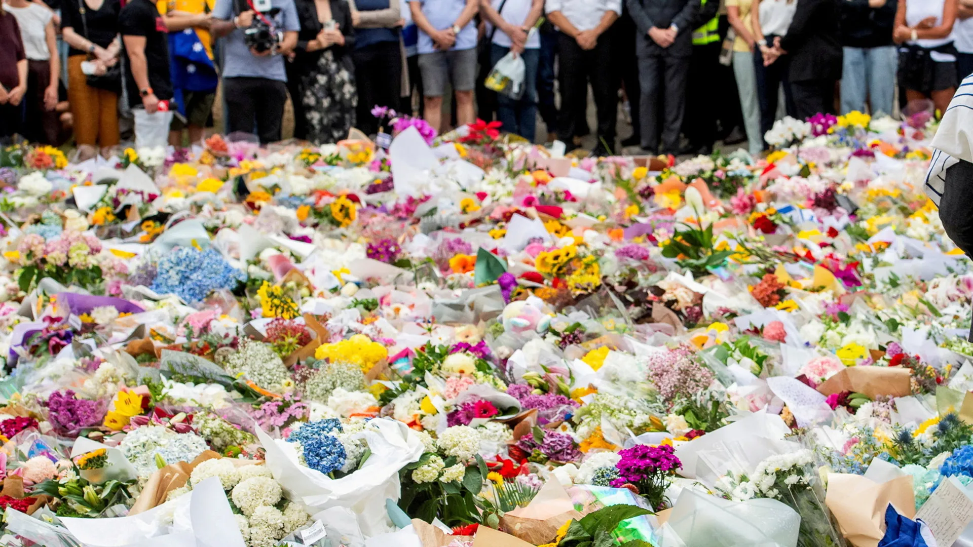 Australia mourns as details of Bondi shooting victims emerge | Al Jazeera