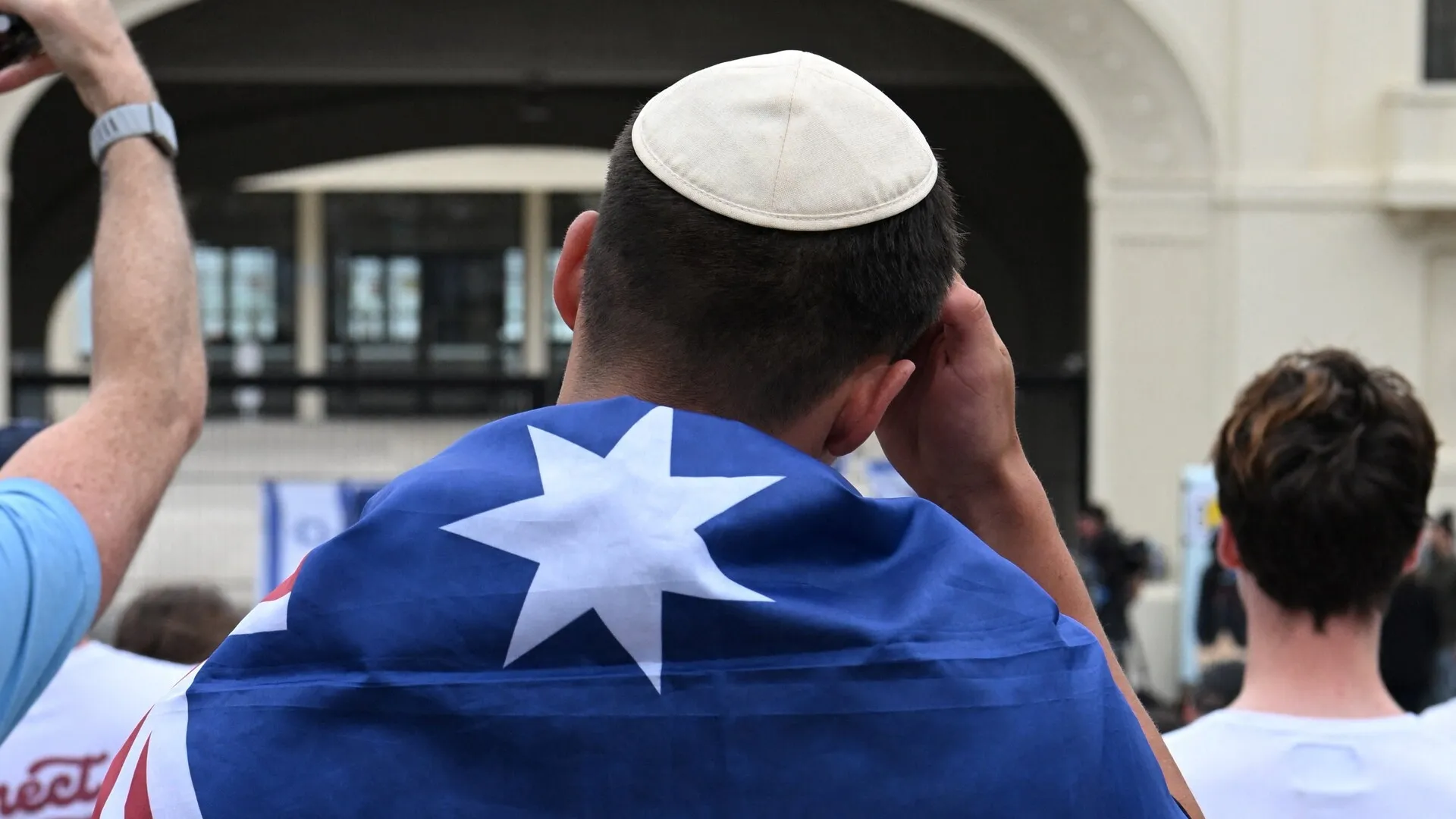 Israeli leaders condemned for politicising Bondi massacre | Crime