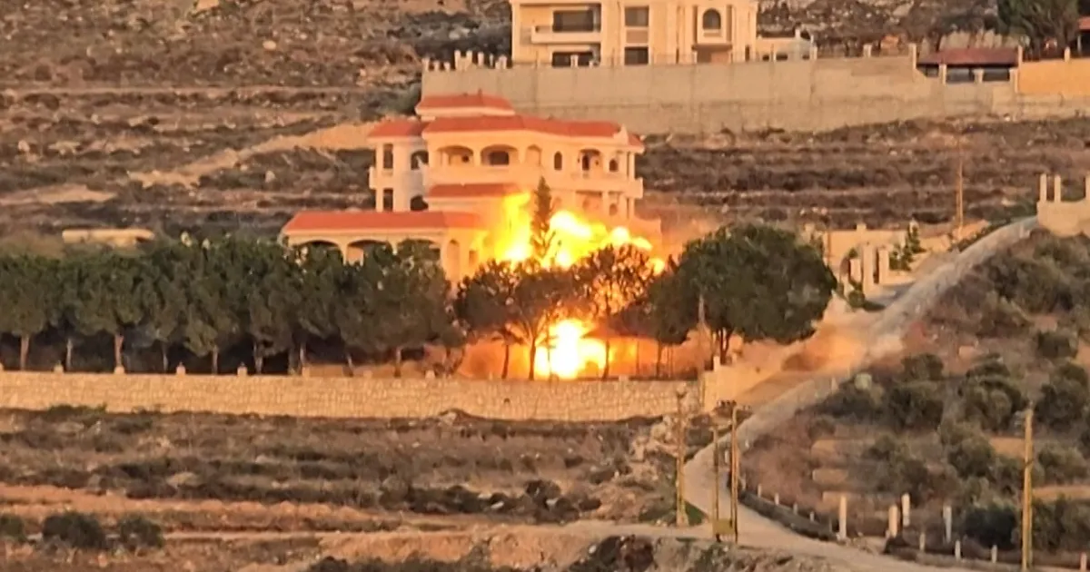 Another devastating Israeli strike on Lebanon captured on video | Israel attacks Lebanon