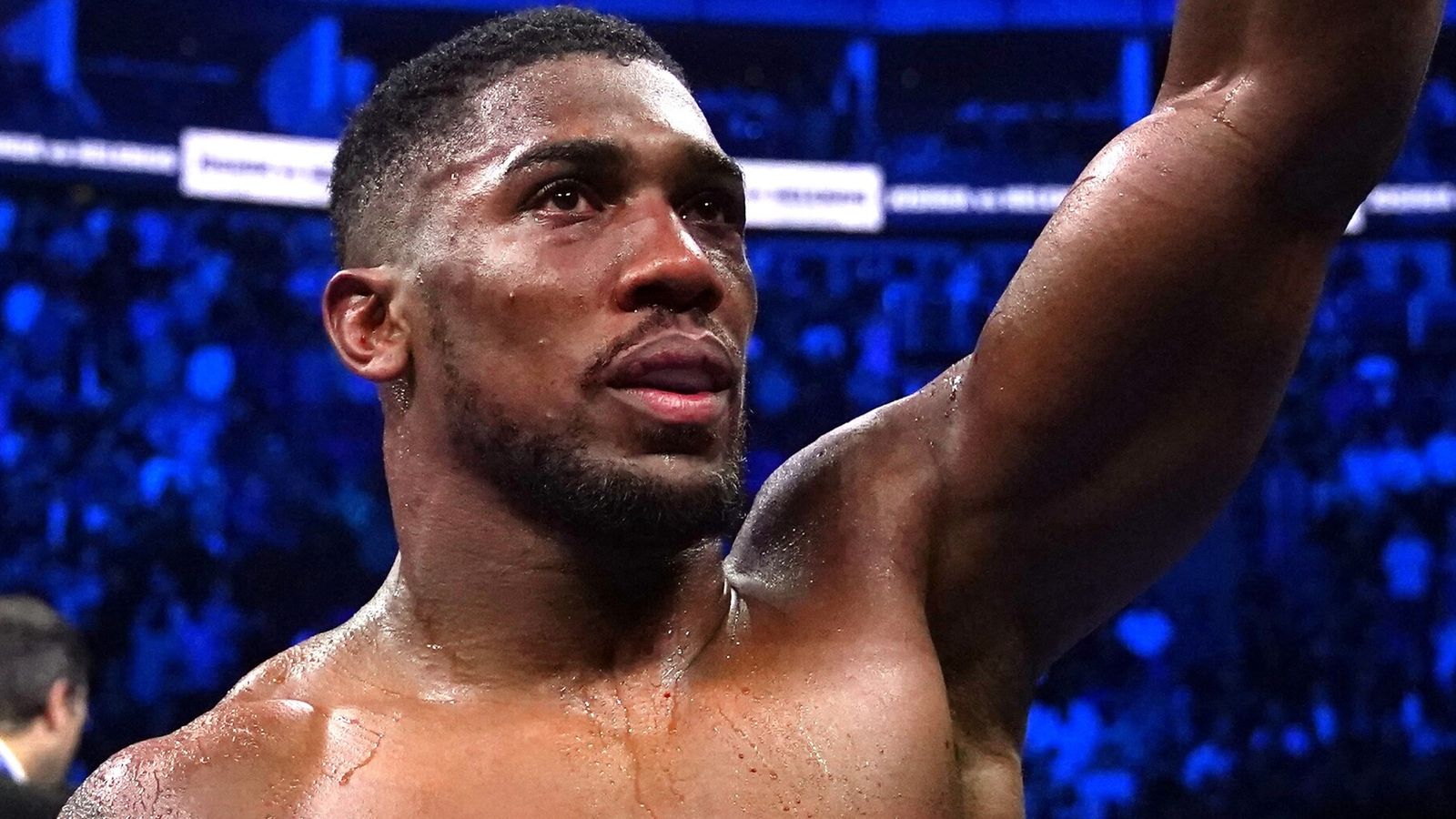 Anthony Joshua: Video footage shows British former world heavyweight champion injured in car accident in Nigeria, with two reportedly dead | Boxing News