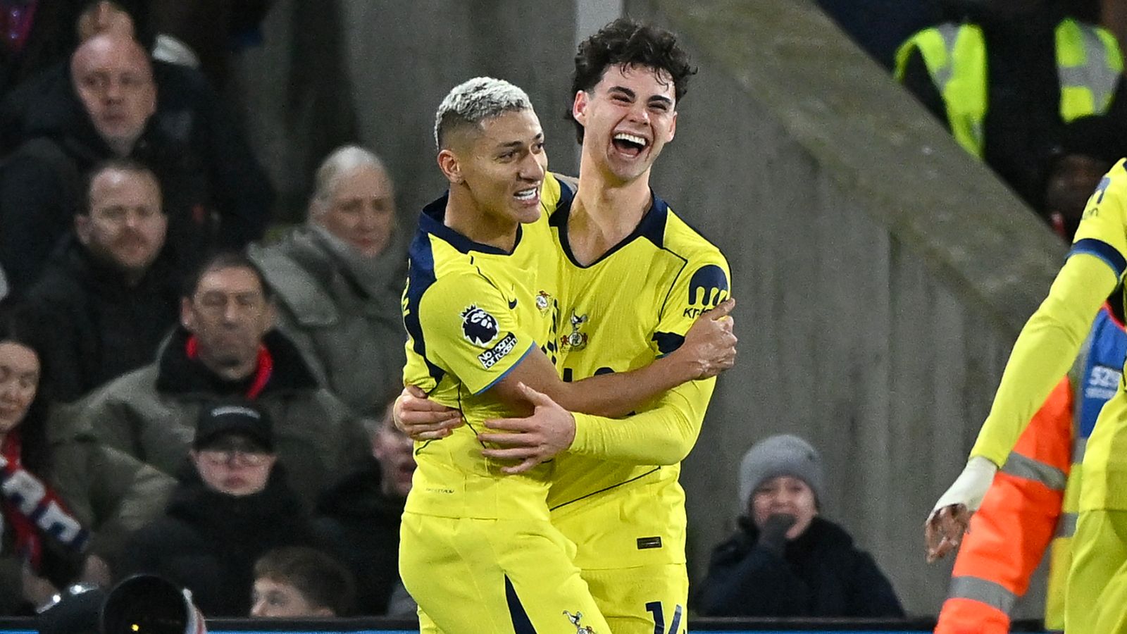 Archie Gray scores first goal as Spurs win at misfiring Palace while Leeds fire with a familiar formation – Premier League hits and misses | Football News