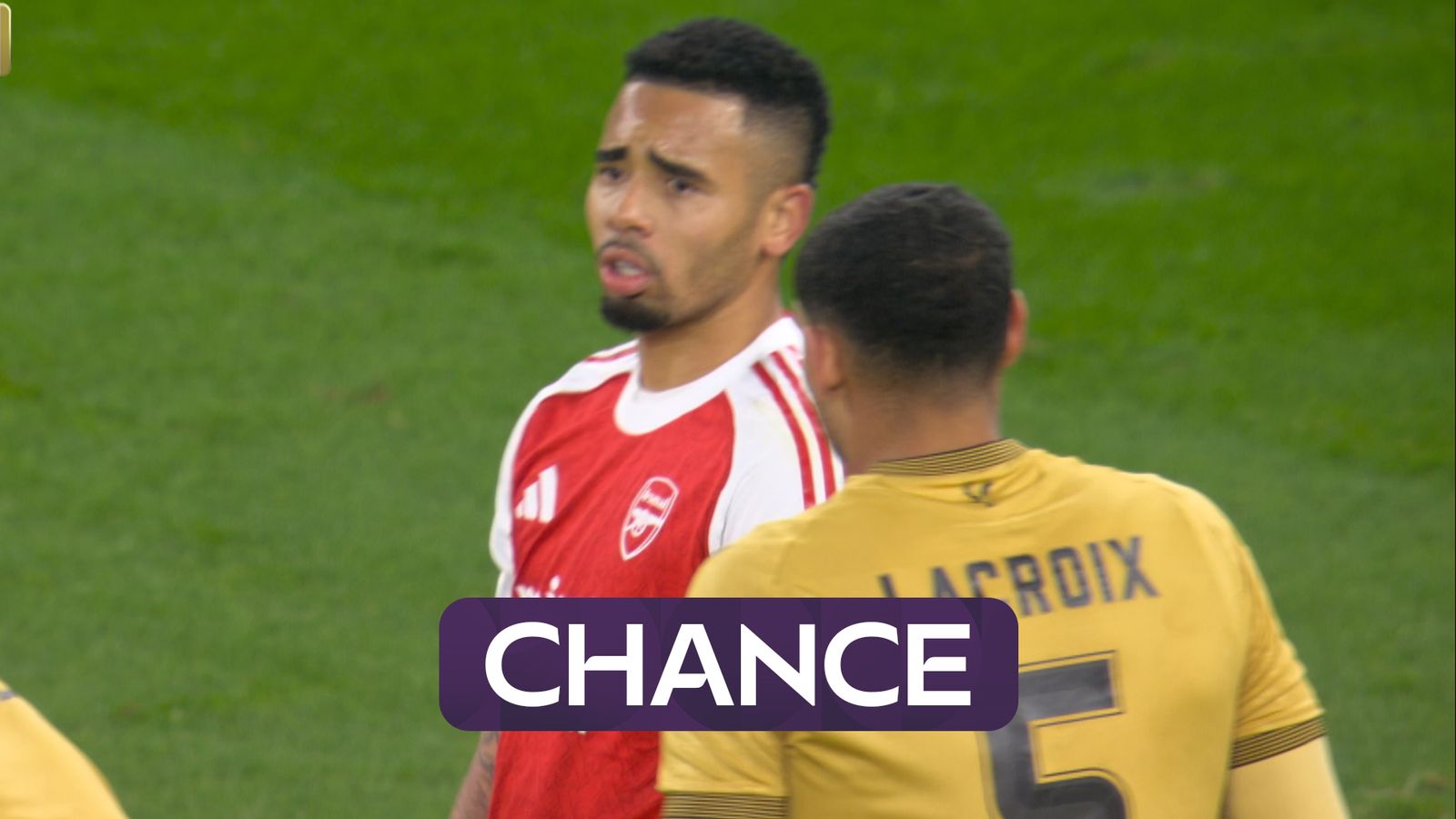 Jesus comes close as his header wizzes past the post!