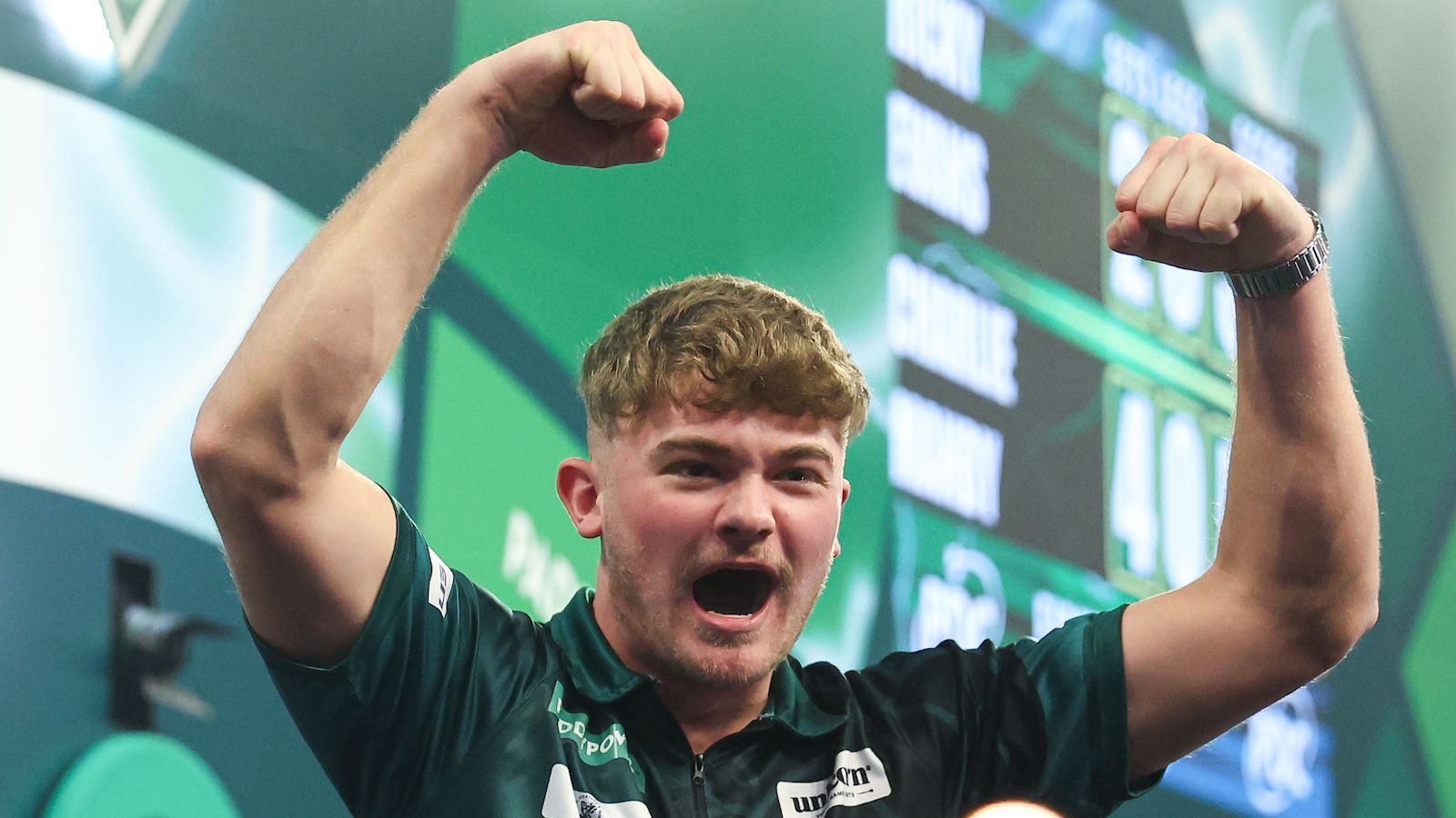Charlie Manby continues dream World Darts Championship run as Nathan Aspinall is knocked out | Darts News