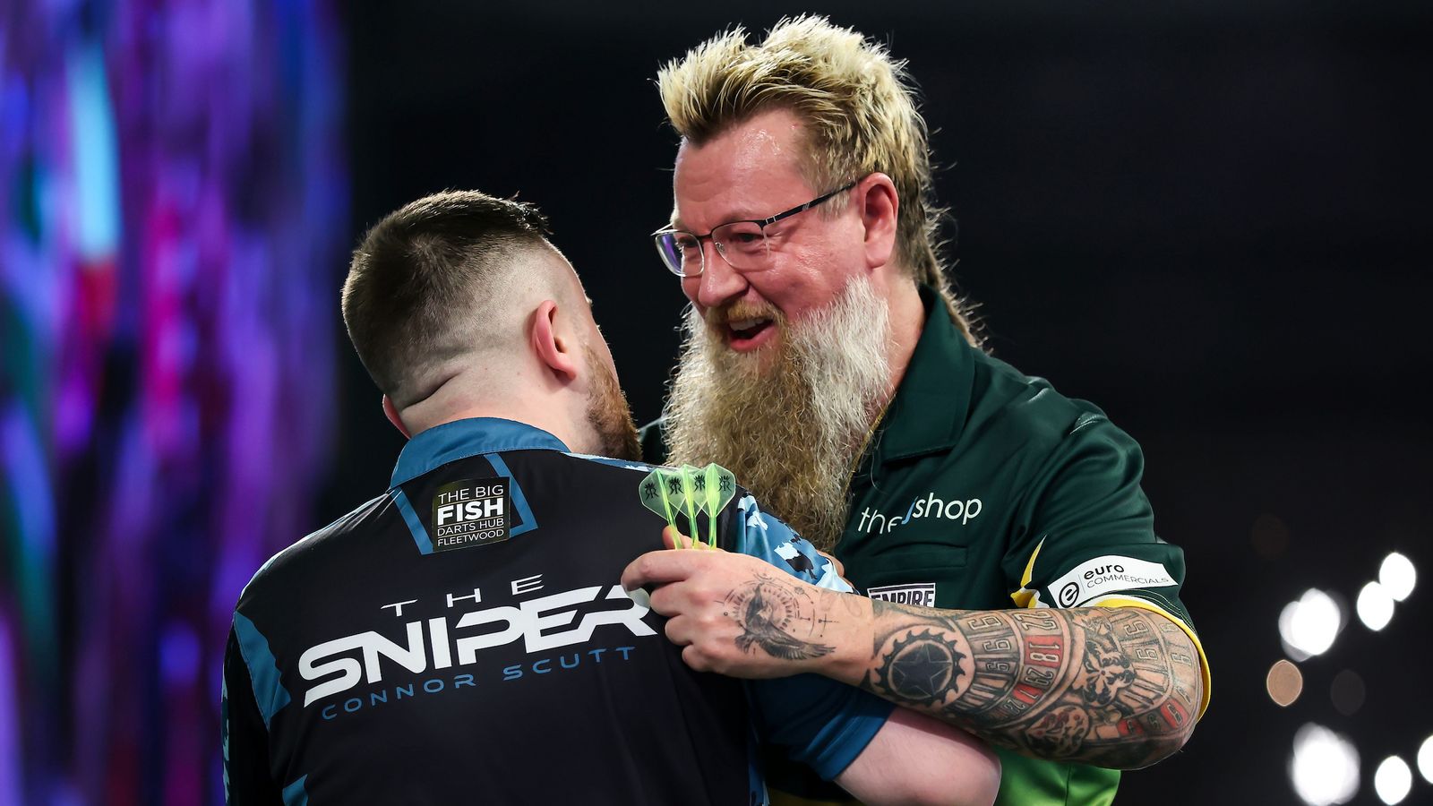 World Darts Championship: Simon Whitlock rediscovers Alexandra Palace magic but loses thriller to Connor Scutt | Darts News