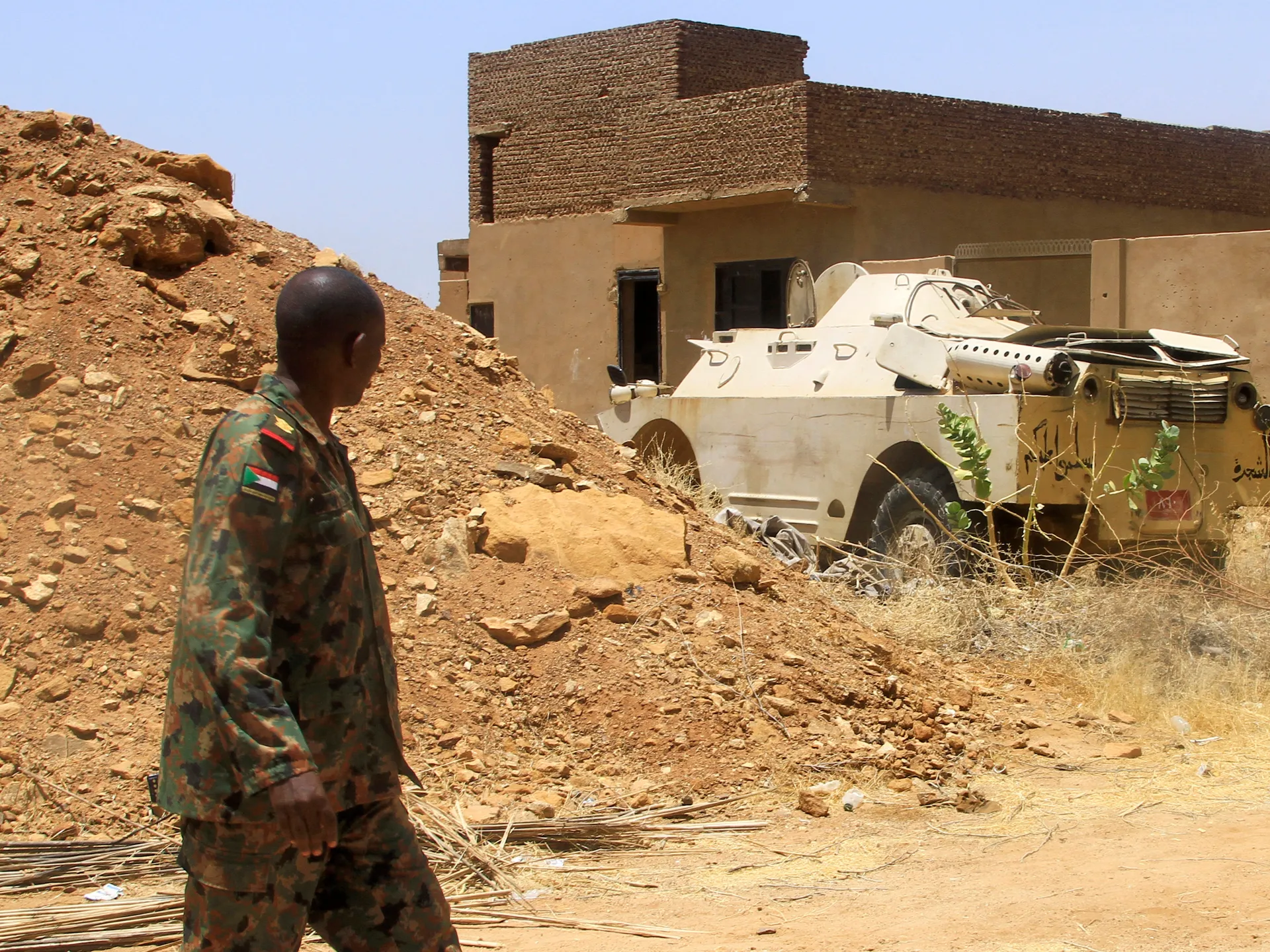 Sudan army says two-year RSF siege of key town broken | Sudan war News