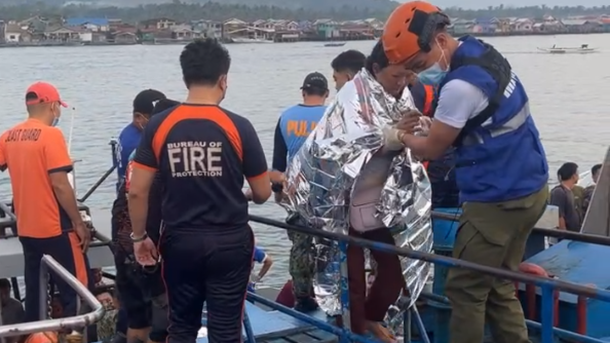 Ferry carrying over 350 people sinks in Philippines, killing at least seven | Aviation News