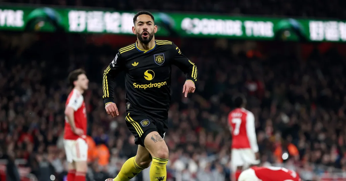 Manchester United dent Arsenal’s title bid with dramatic 3-2 win | Football News