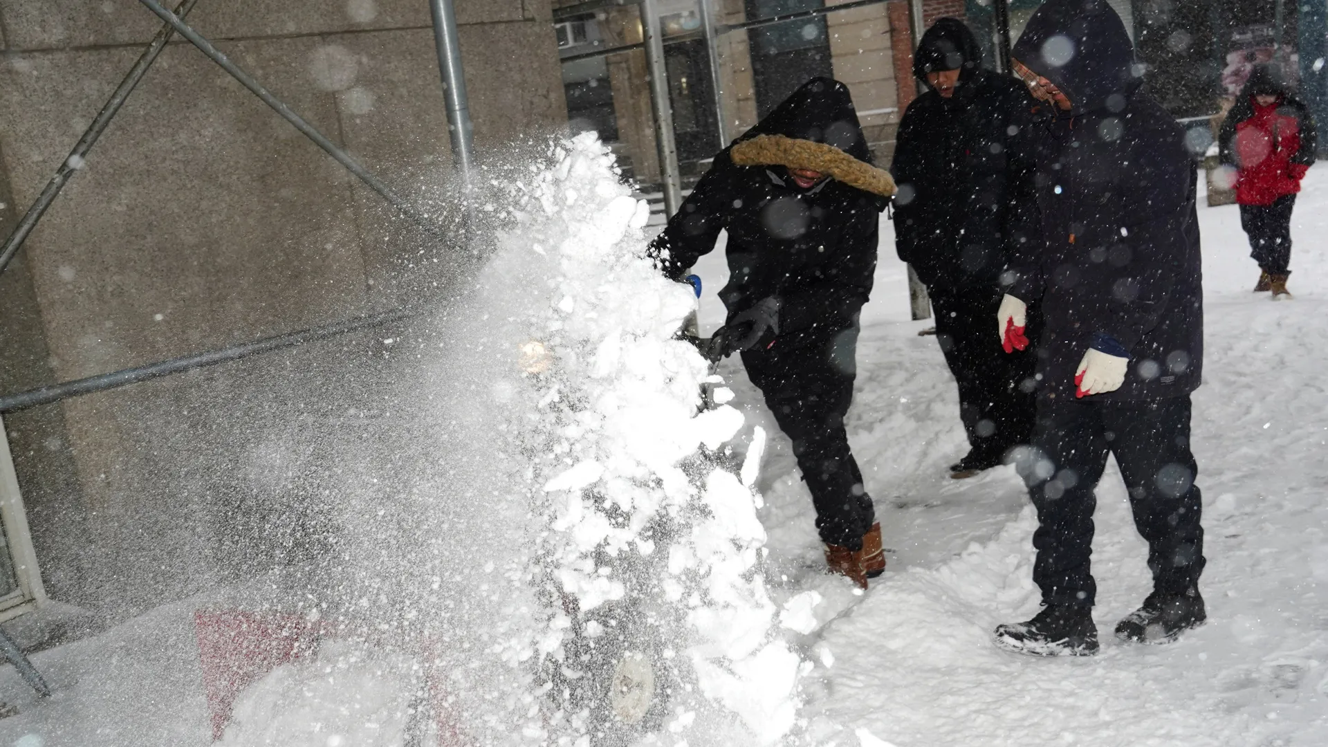 Much of US digging out from snow, sleet, ice from massive winter storm | Weather