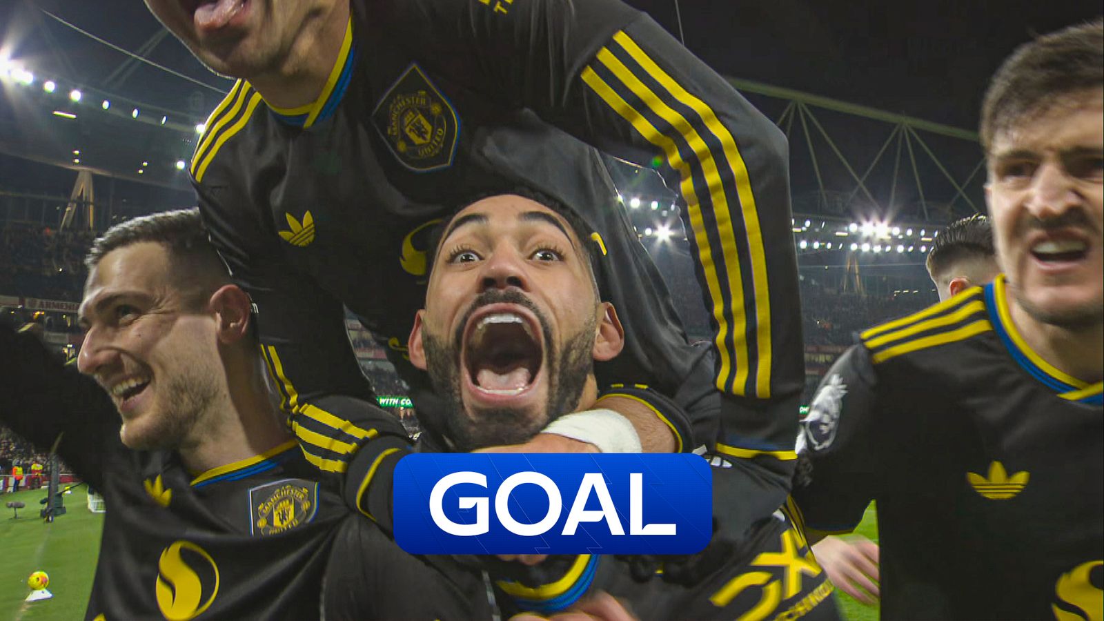 Another BEAUTY! Cunha puts Man Utd back in front with STUNNING strike!